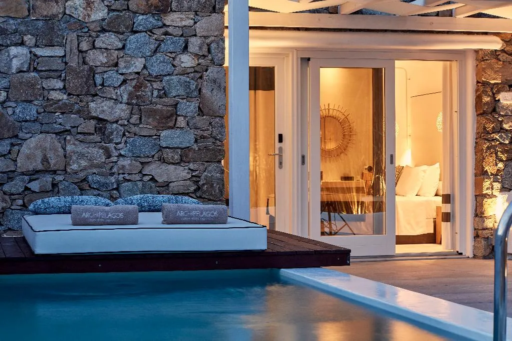 SUITE SEA VIEW WITH PRIVATE POOL Room, Archipelagos Hotel, Mykonos