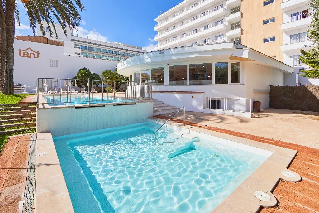 Pool, tent Playa de Palma, Majorca