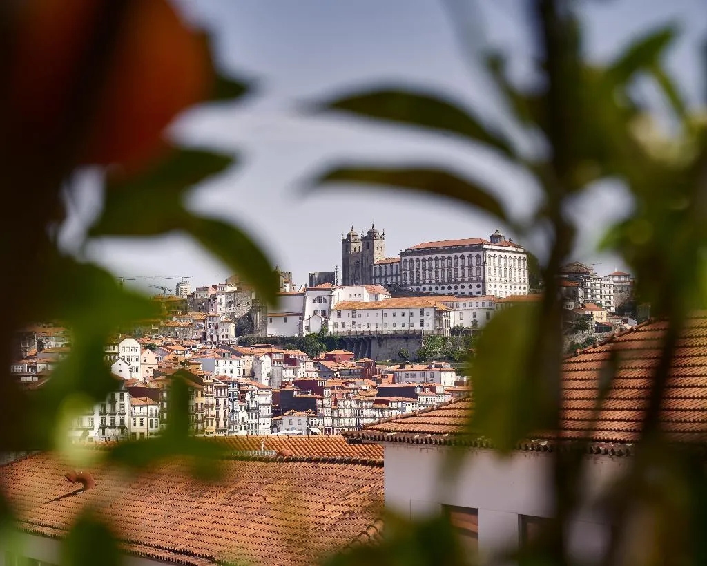 DOUBLE SUPERIOR WITH BALCONY Room, Forte de Gaia Autograph Collection, Porto