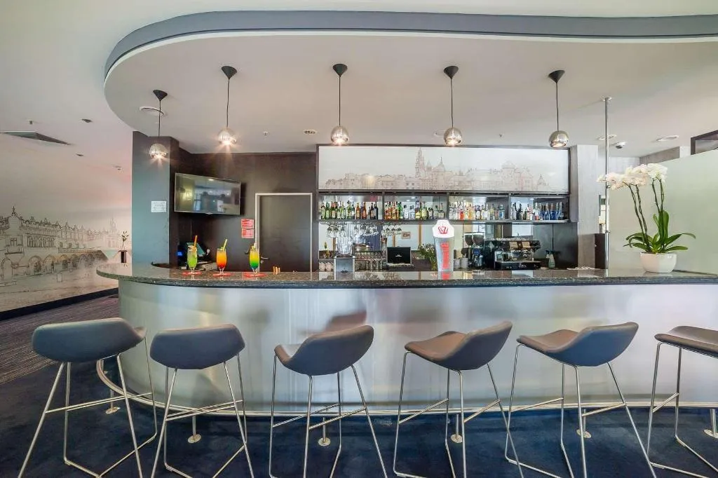 Bar, Express Kraków Hotel, Krakow