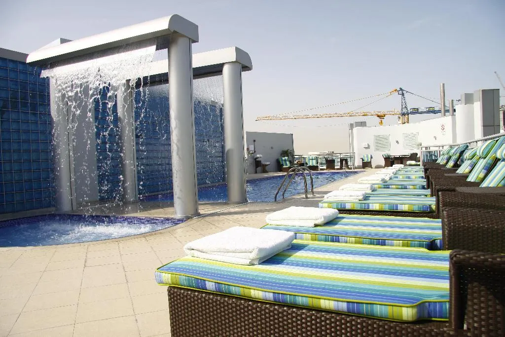 Pool, Holiday Inn Dubai - Al Barsha, Dubai
