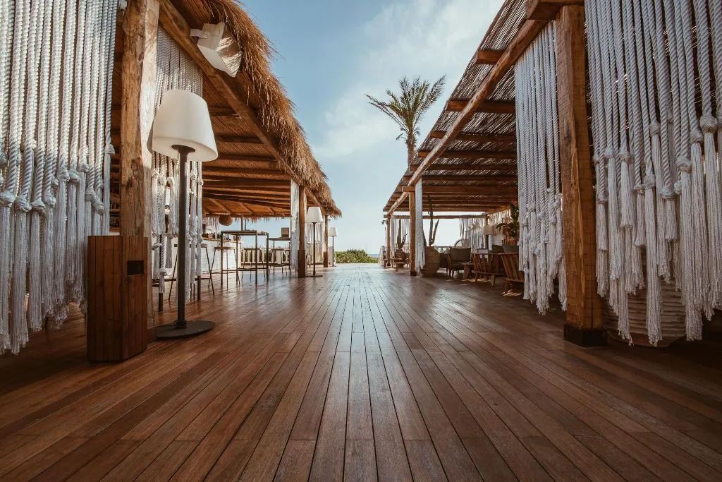 General view, Cumeja Beach Club & Hotel, Naples