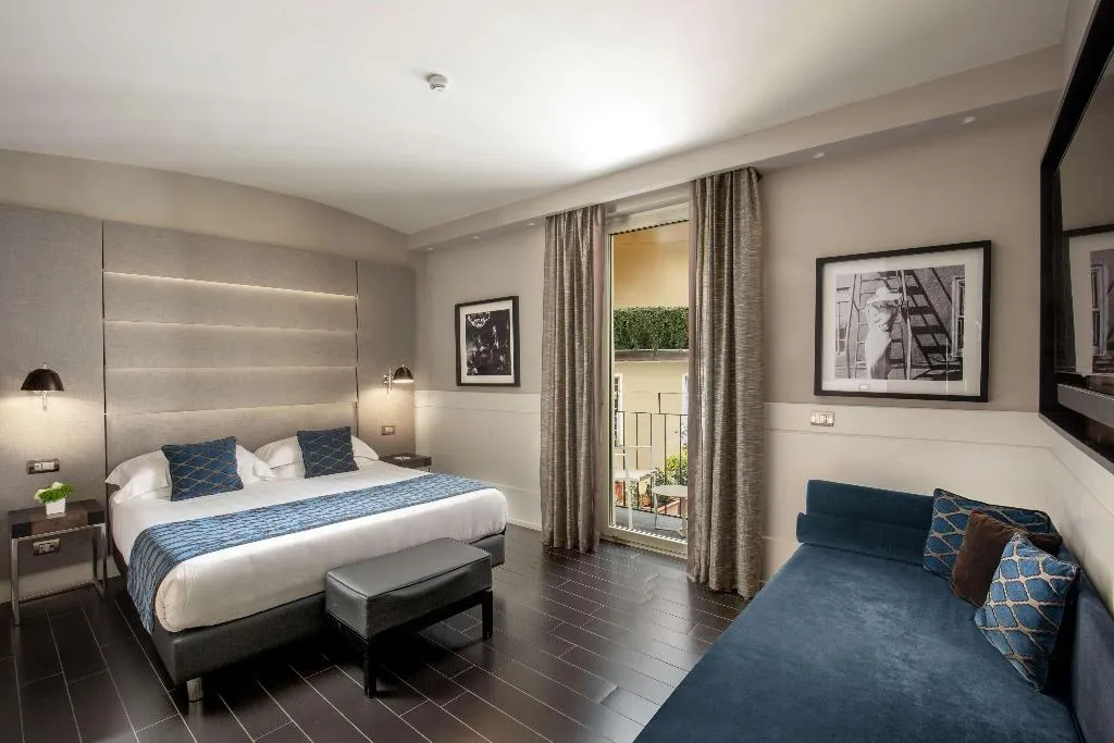 Room, The Style, Rome