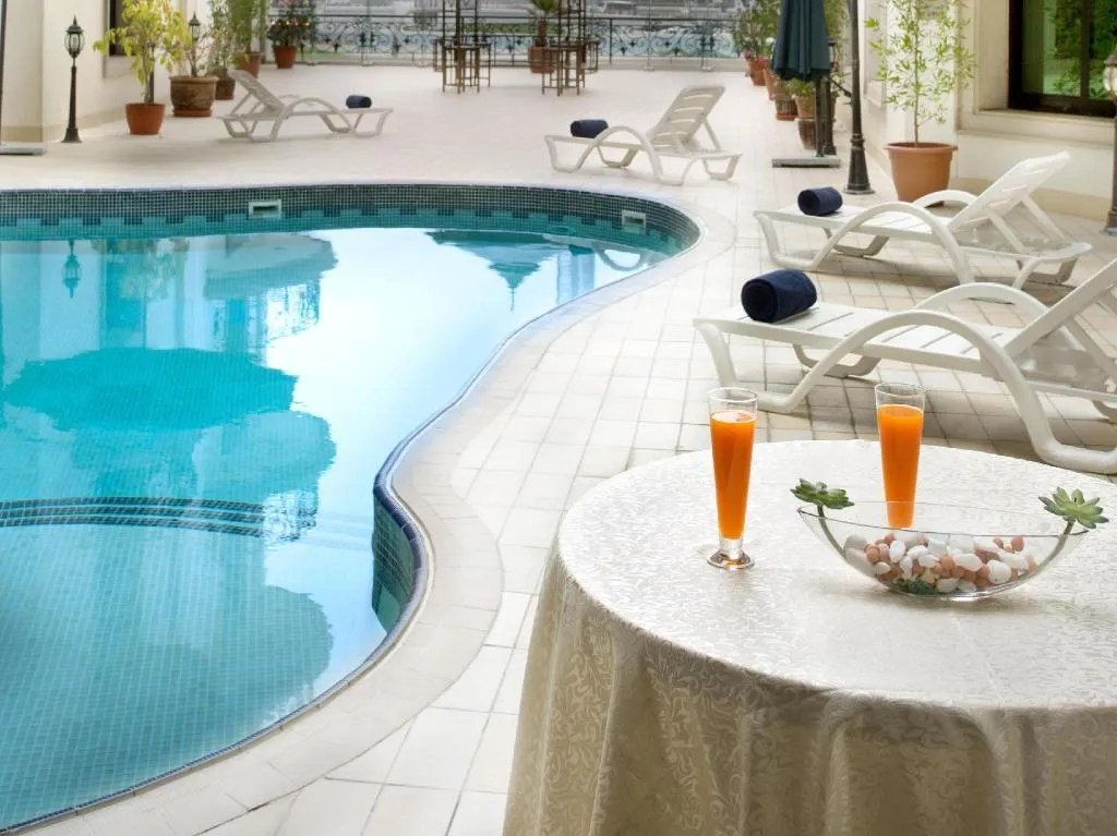 Pool, Al Waleed Holiday Homes, Dubai