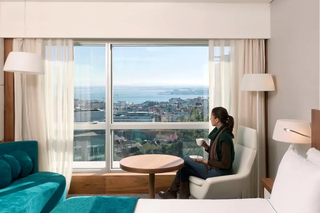 DOUBLE DELUXE PREMIUM Room, Epic SANA Lisboa, Lisbon