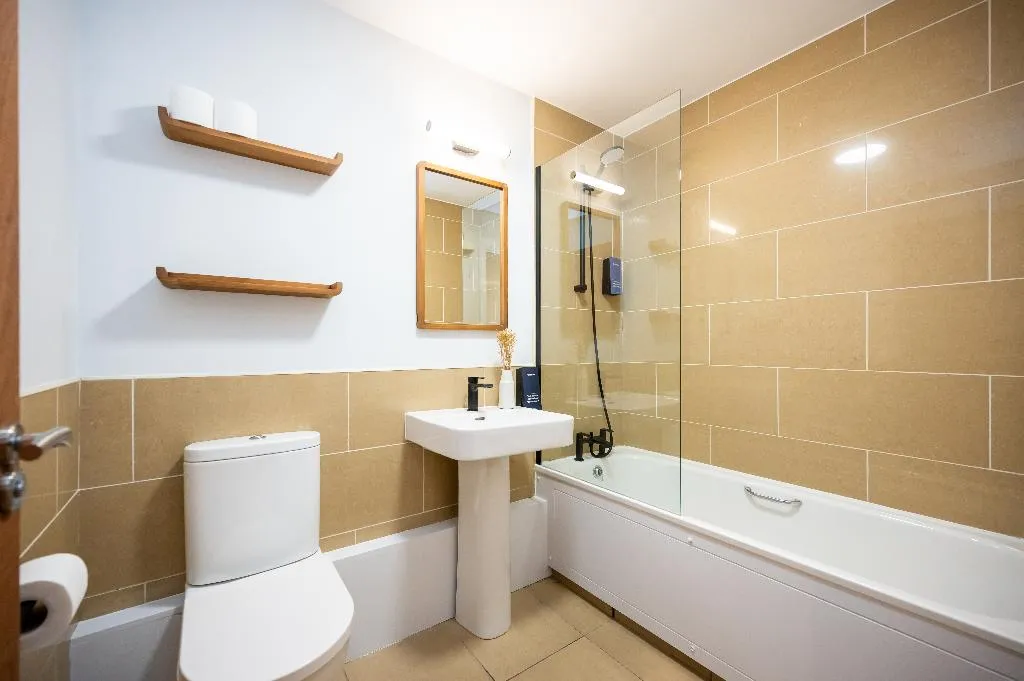 APARTMENT THREE BEDROOMS Room, Staycity Aparthotels Dublin St Augustine Street, Dublin