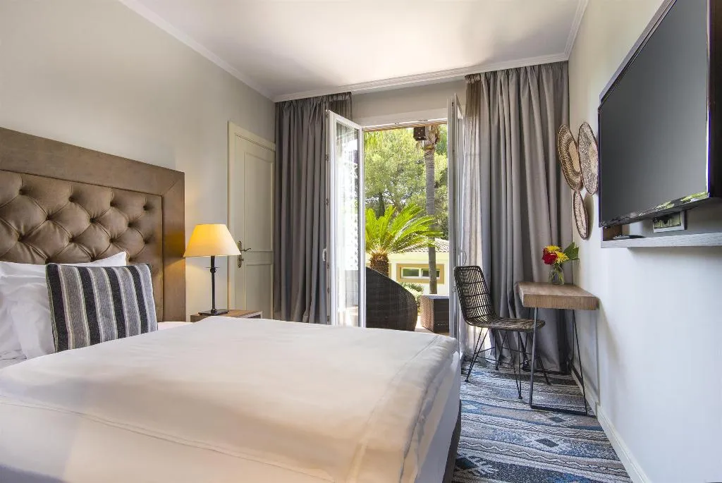 Room, Lindner Mallorca Portals Nous, part of JdV Hyatt, Majorca