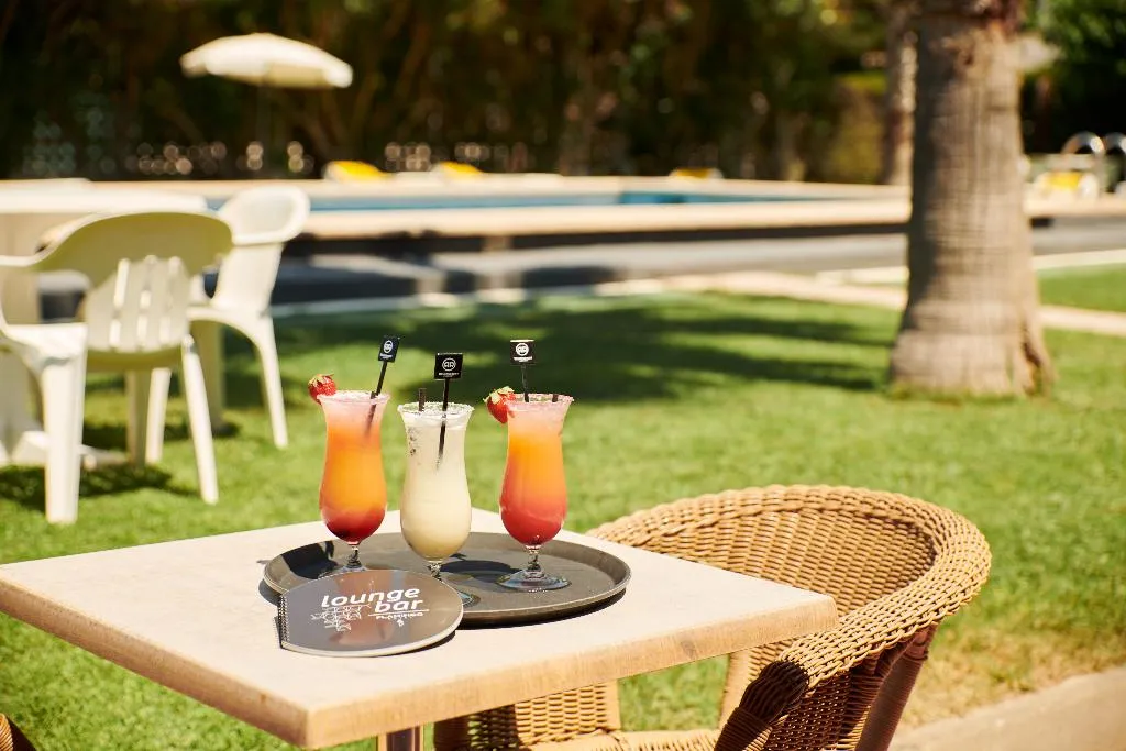 Terrace, Checkin Flamingo, Costa Brava
