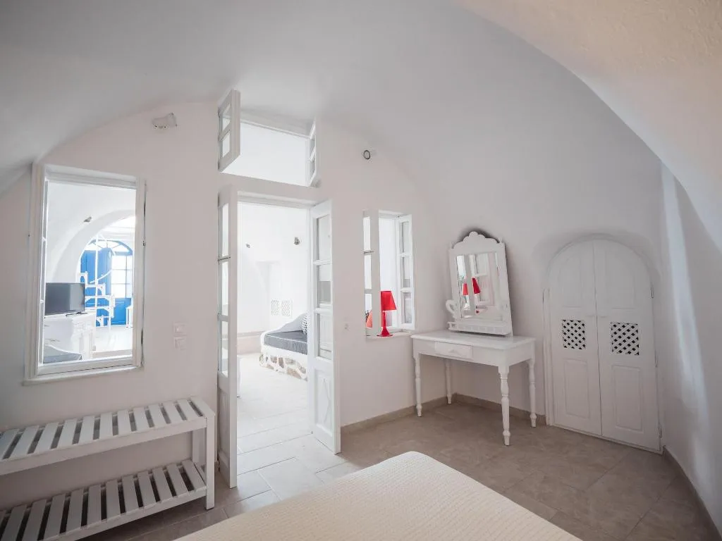 Room, Villa Lukas, Santorini