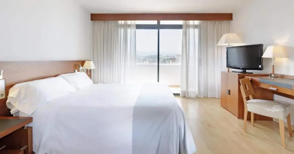 Double or Twin STANDARD Room, Hotel Palma Bellver , Affiliated by Meliá, Majorca