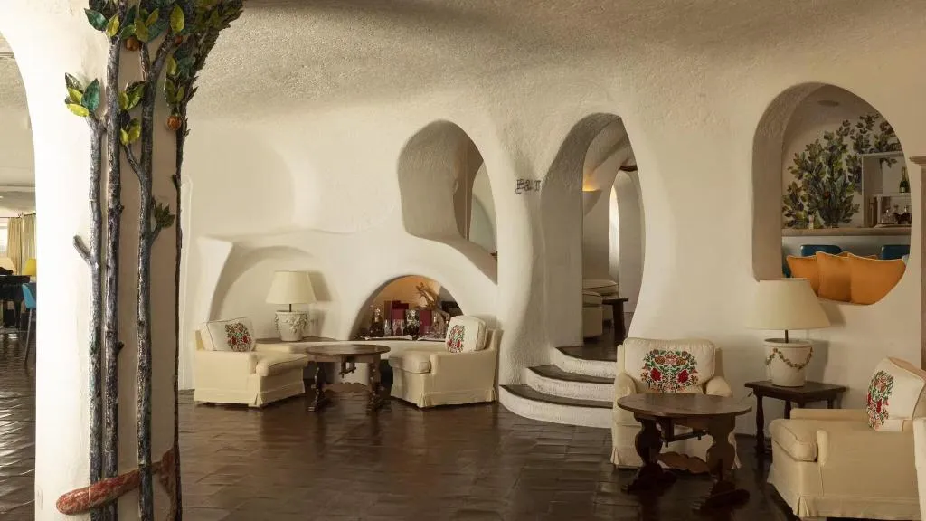 Bar, Romazzino, A Belmond Hotel, Costa Smeralda, Olbia