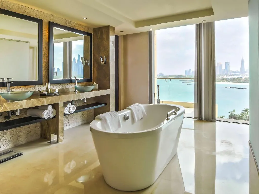 SUITE SEA VIEW Room, Rixos The Palm Hotel & Suites, Dubai