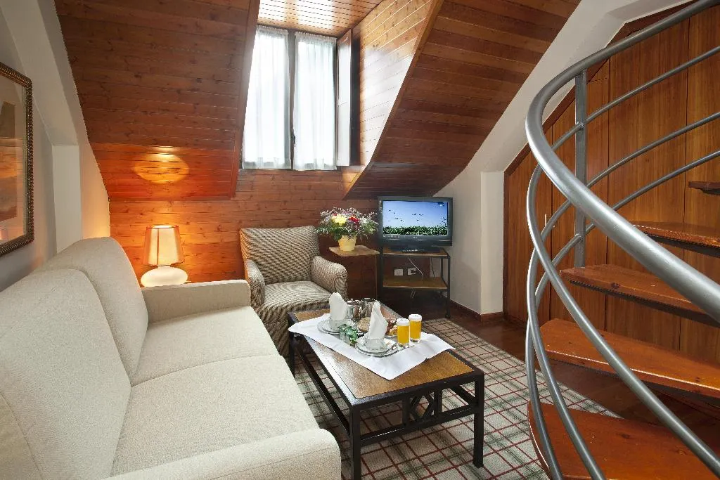 DOUBLE DUPLEX Room, Parador de Arties, Costa Brava