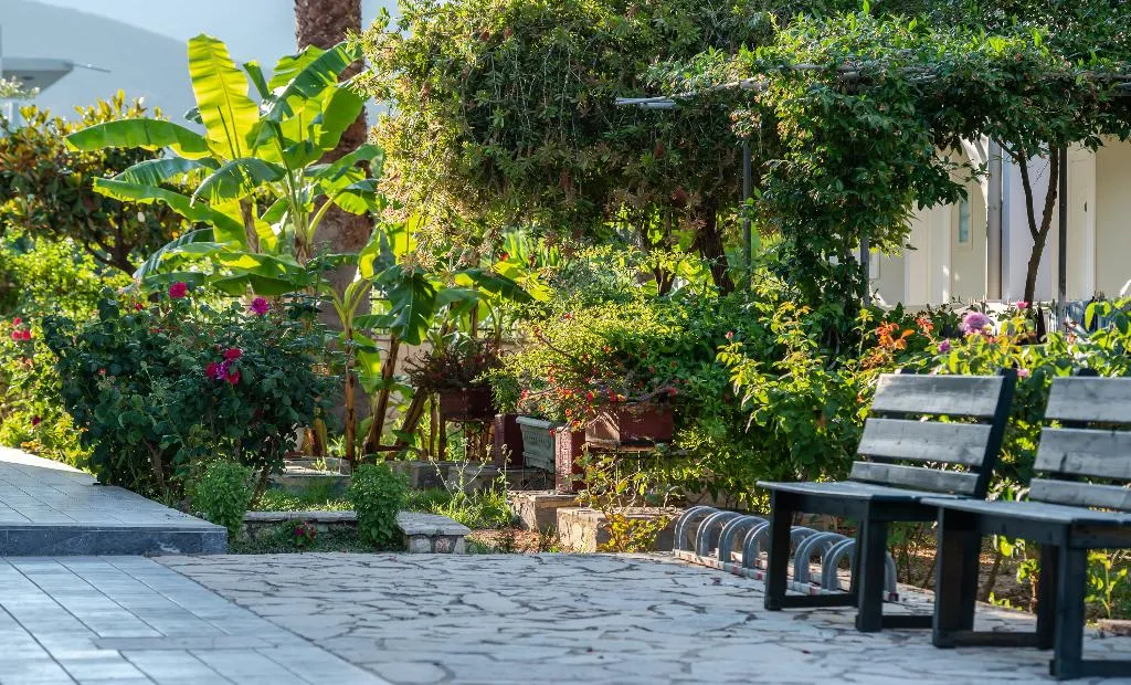 General view, Athina Apts, Zante