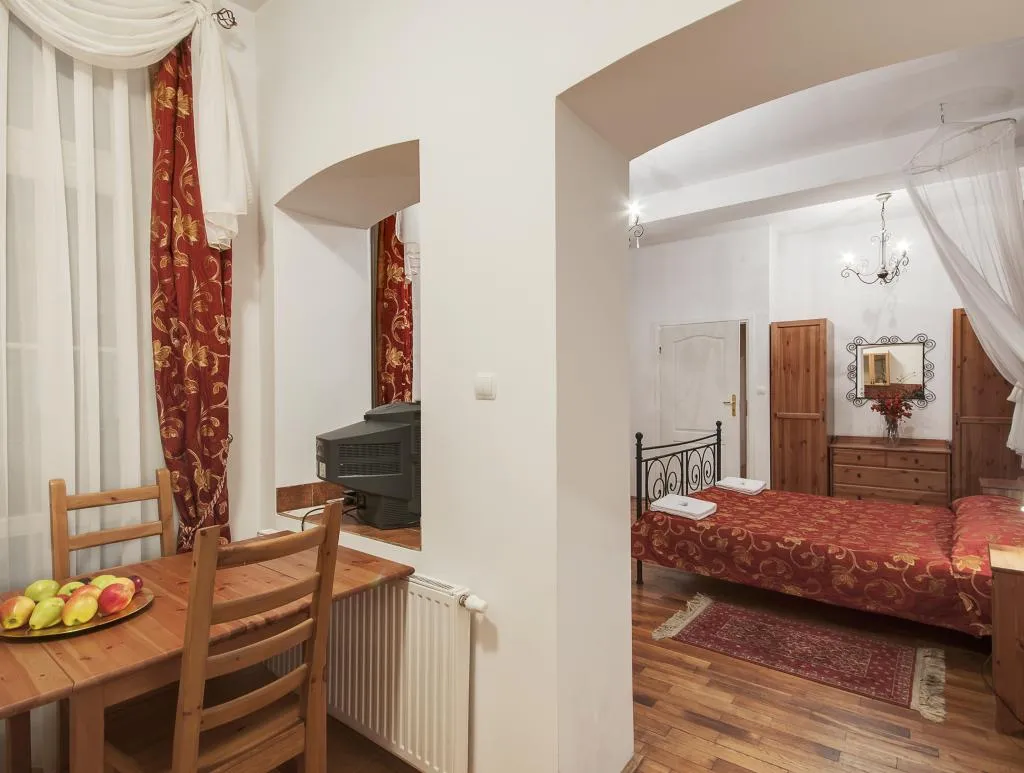 APARTMENT CLASSIC Room, Abella Suites & Apartments by Artery Hotels, Krakow