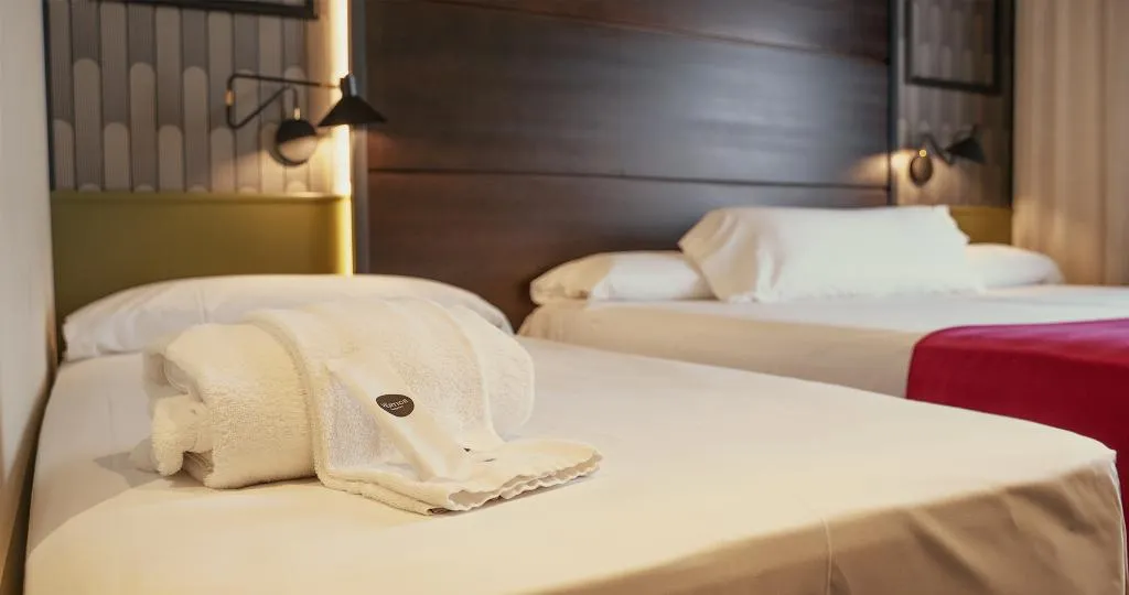 Double or Twin STANDARD Room, Hotel Vertice Sevilla Aljarafe, Seville
