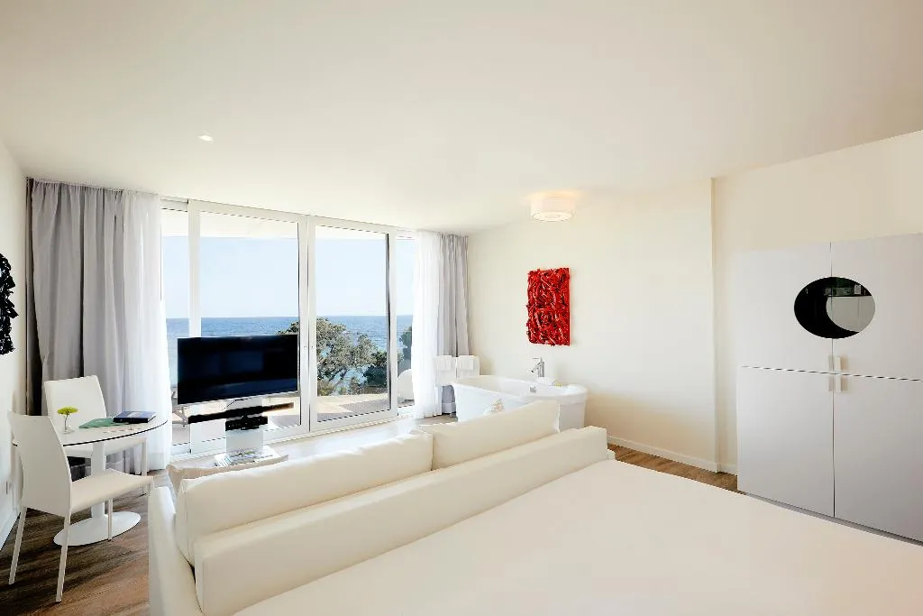 SUITE STANDARD Room, ME Ibiza, Ibiza