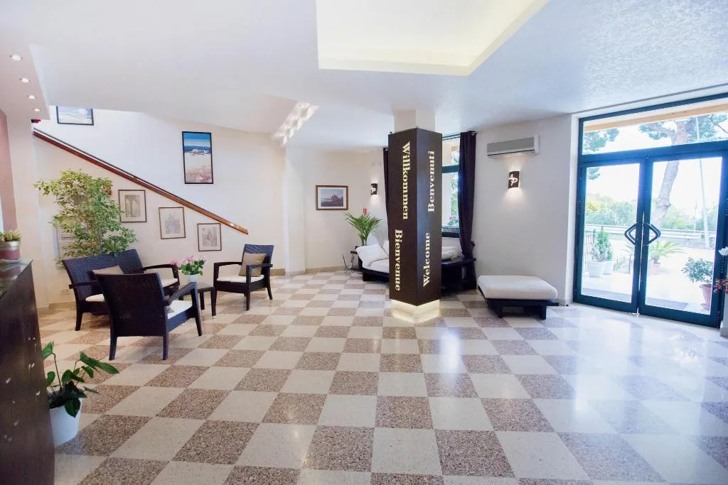 Lobby, Al Pescatore, Palermo