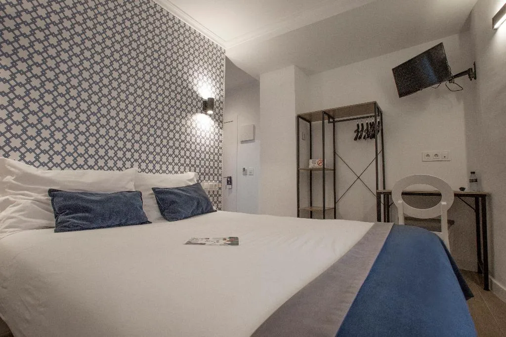 Room, Savoy Hostal, Costa Blanca