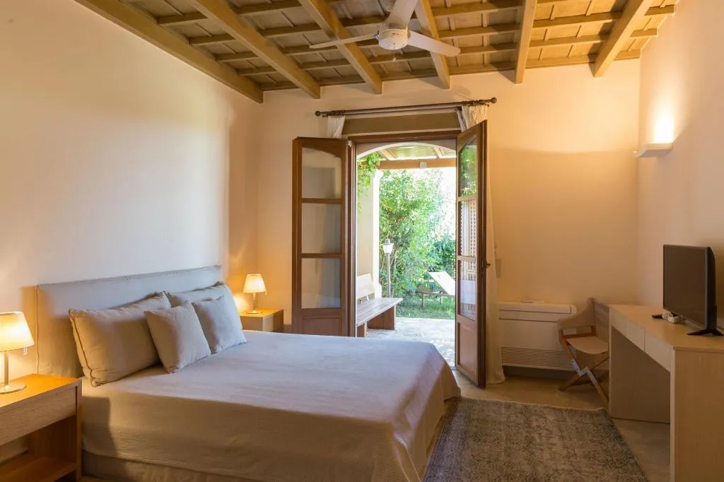 Room, Kapsaliana Village Hotel, Crete