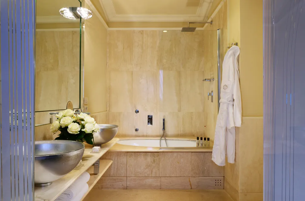 SUITE WITH BALCONY Room, Brunelleschi Hotel, Florence