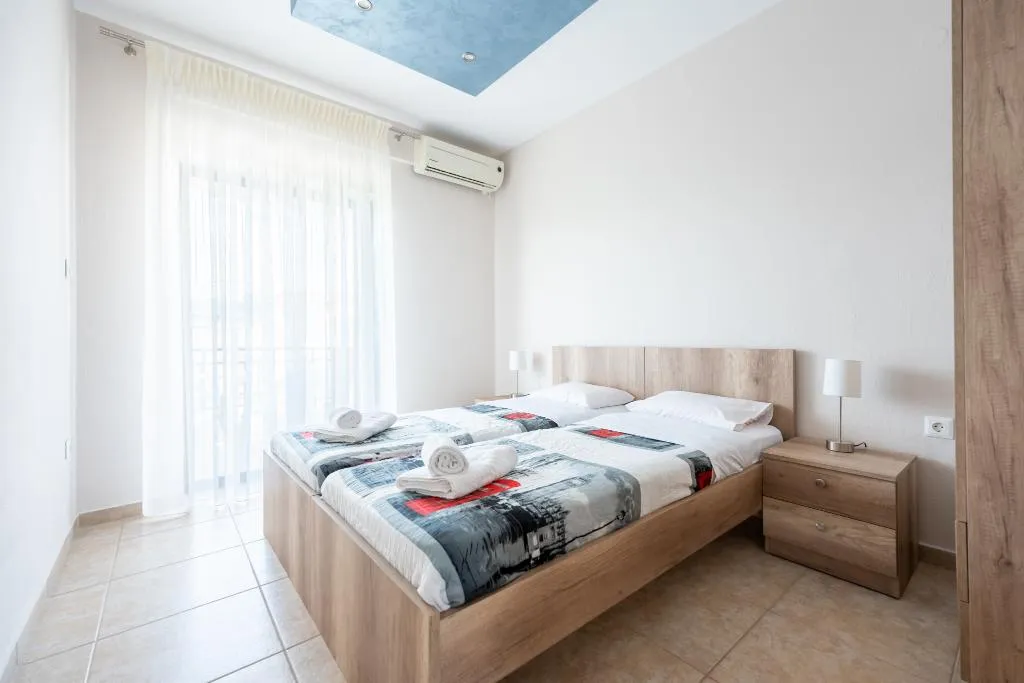 QUADRUPLE STANDARD Room, Milonas House Apartments, Halkidiki