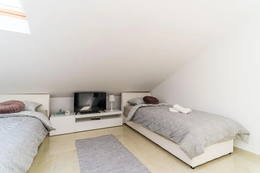 STUDIO WITH BALCONY Room, Apartments Smanjak, Dubrovnik