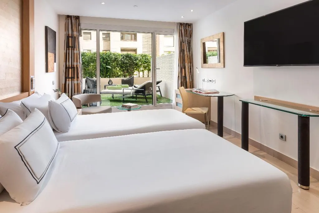 Double or Twin WITH TERRACE Room, Melia Sevilla, Seville