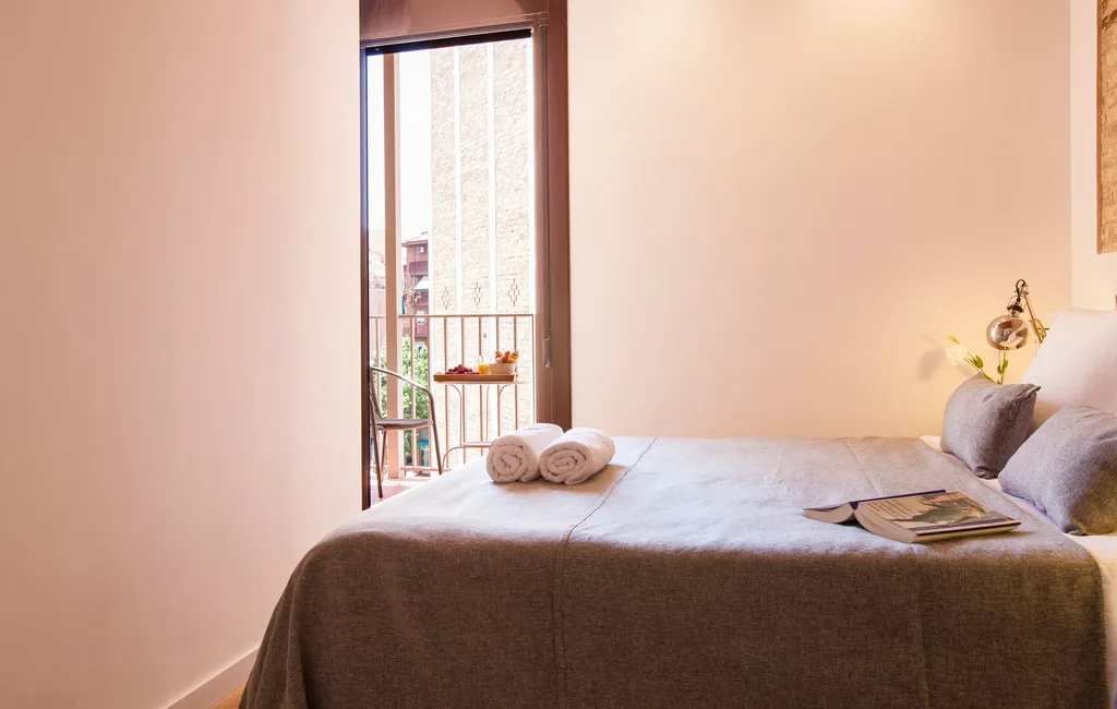 APARTMENT WITH BALCONY Room, Charming Flats by Aspasios, Barcelona
