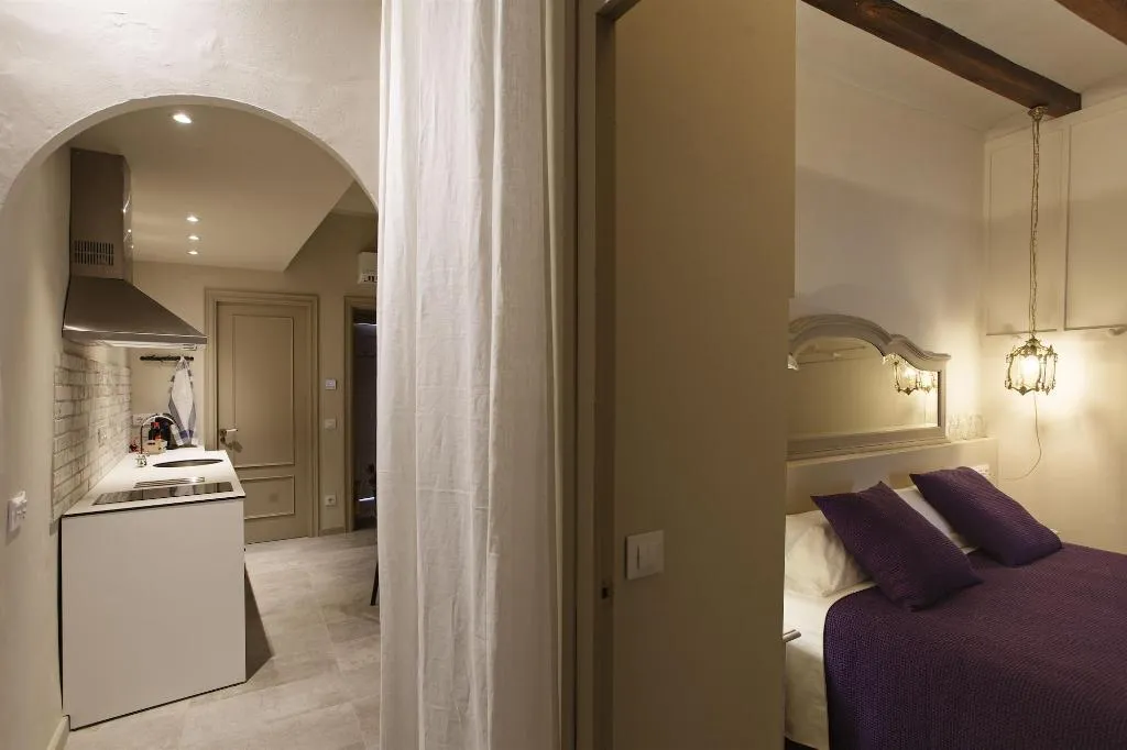 Room, El Jardinet De Sant Esteve, Barcelona