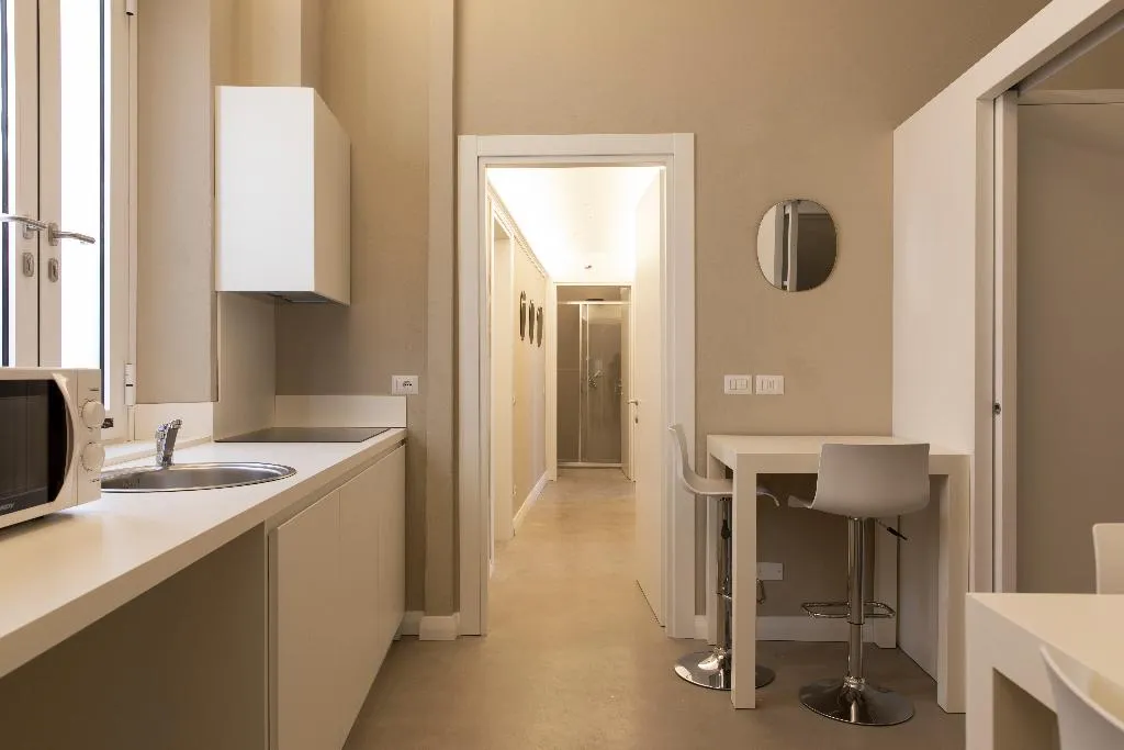 SUITE CAPACITY 6 THREE BEDROOM Room, Palazzo dei Ciompi, Florence