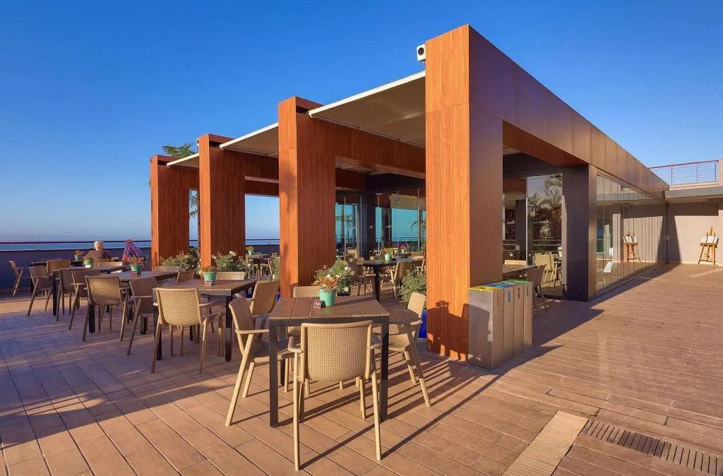 Bar, The Views Monumental, Madeira