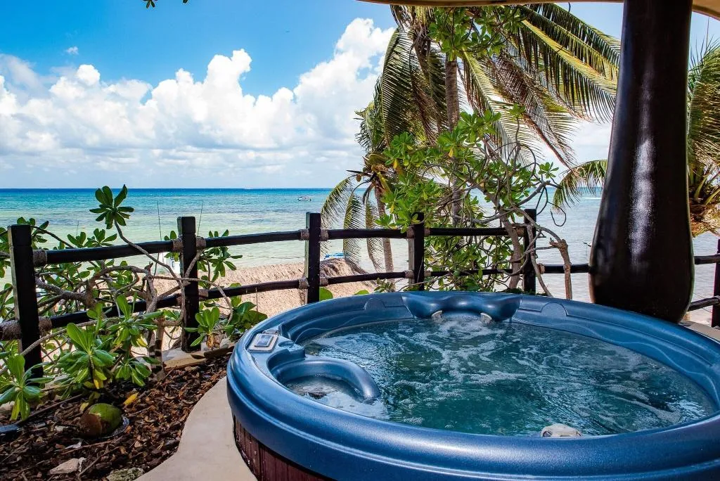 Room PREMIUM OCEAN VIEW Room, El Taj Ocean Front and Beachside Condo Hotel, Playa Del Carmen