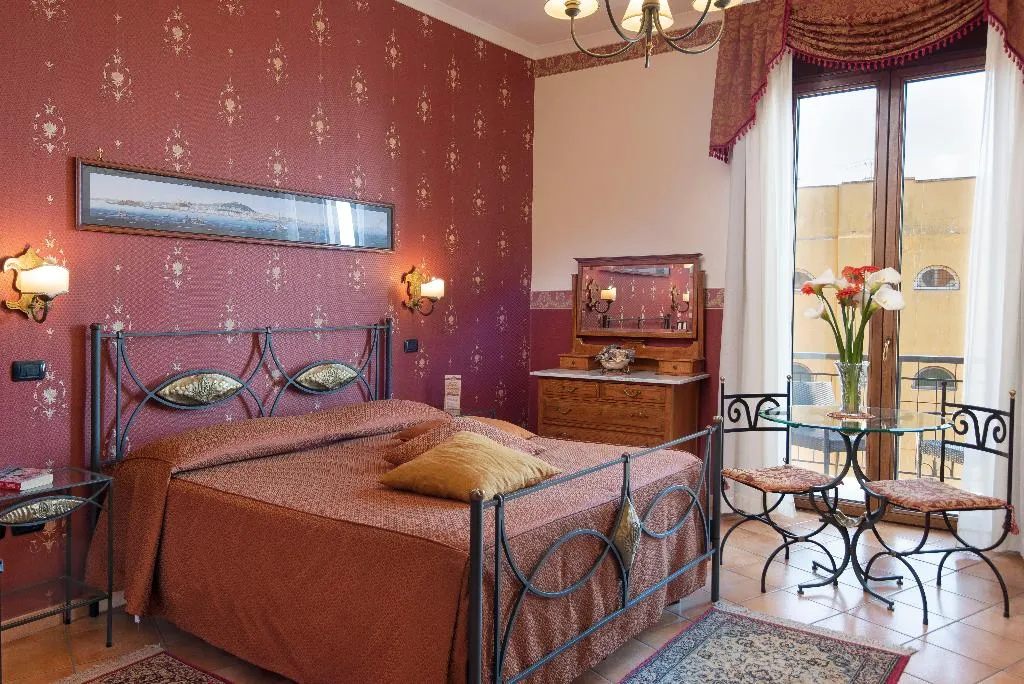 DOUBLE SUPERIOR Room, Pinto-Storey Hotel, Naples