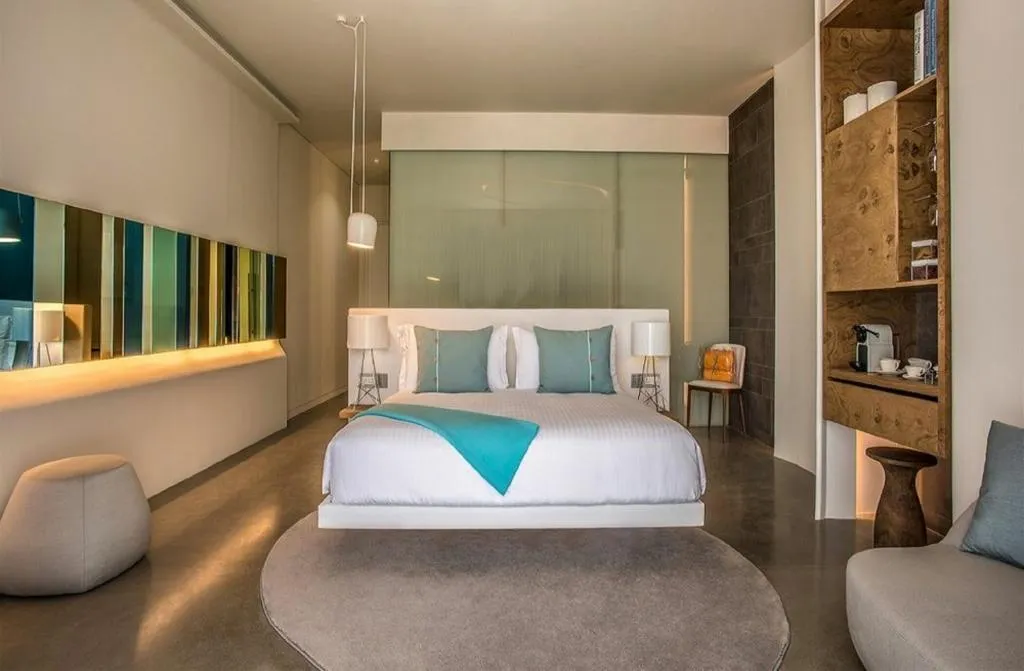 Room, Nikki Beach Resort & Spa Dubai, Dubai