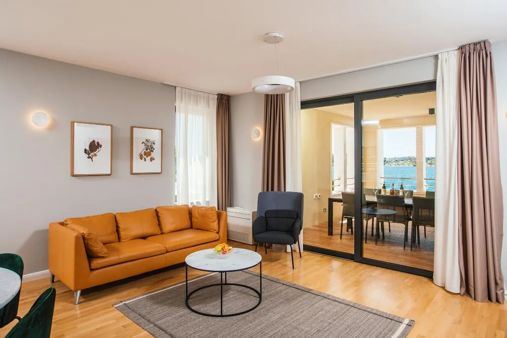 JUNIOR SUITE SEA VIEW Room, Armerun Heritage Hotel & Residences, Split