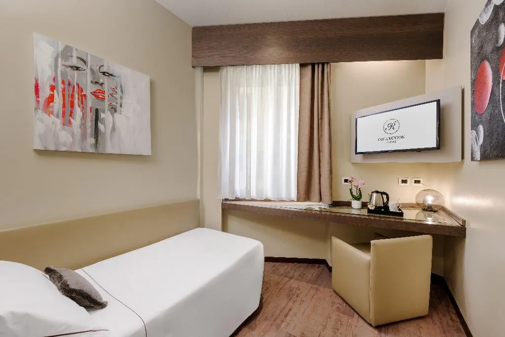 Room, Hotel Mentana, Milan