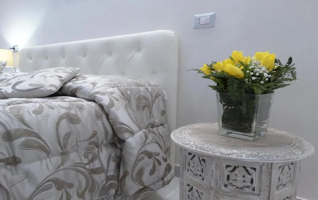 Room, Happy Home 2C, Naples