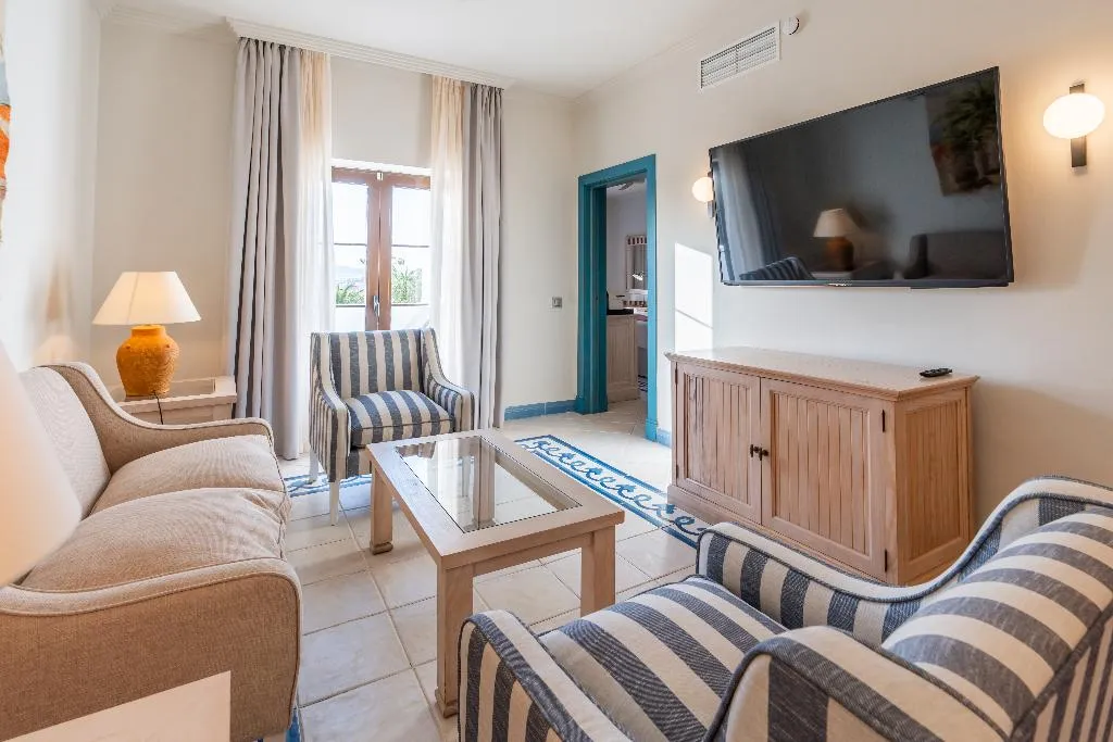 SUITE CLUB Room, Hotel LIVVO Volcan Lanzarote, Lanzarote