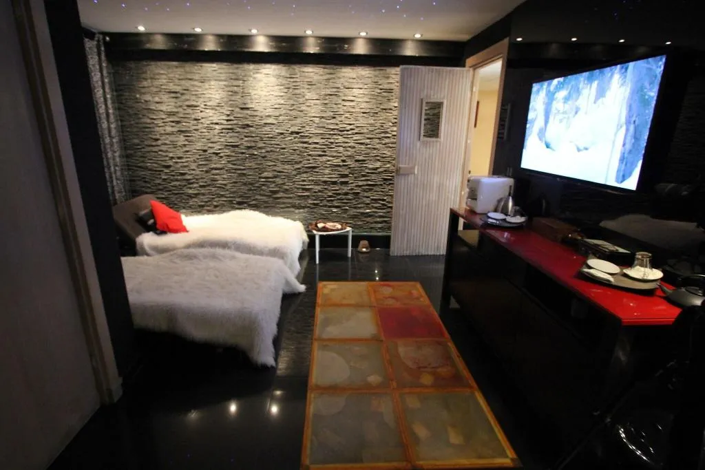 Sports and Entertainment, Casablanca Suites & Spa, Casablanca