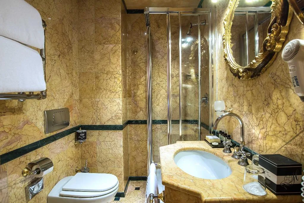 DOUBLE SINGLE USE CLASSIC Room, River Palace Hotel, Rome