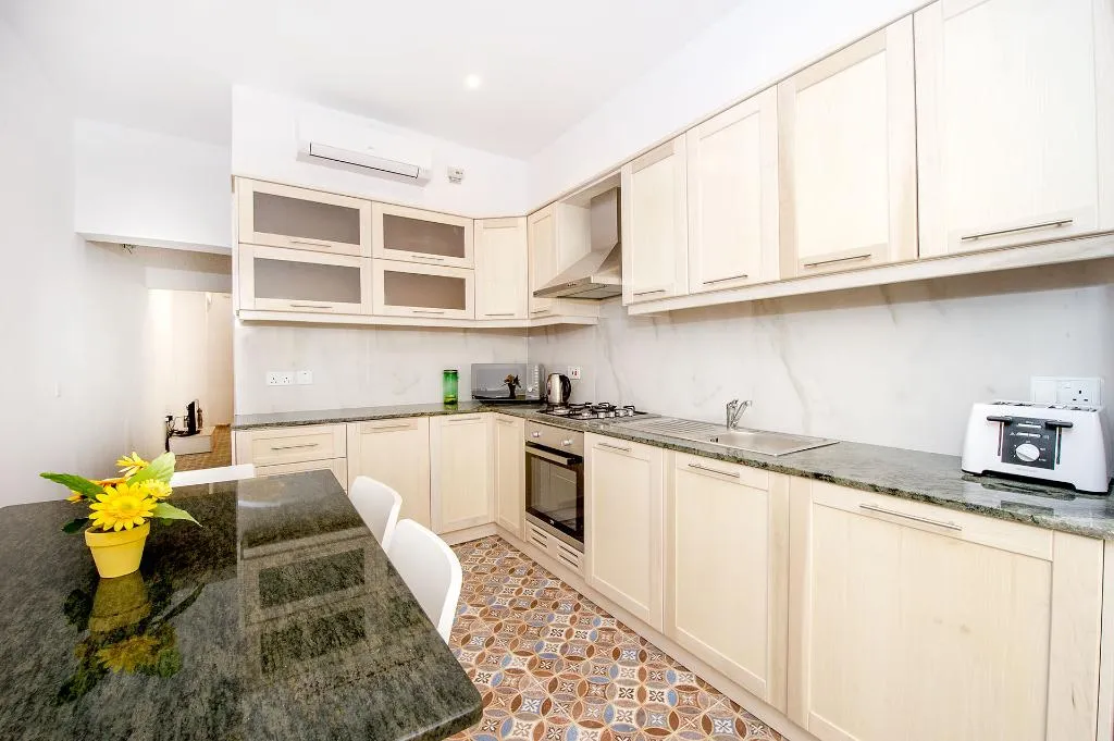 General view, 11Seabreeze House, Malta