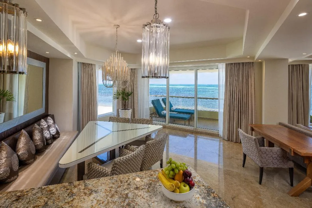 SUITE OCEAN FRONT Room, Moon Palace Cancún All Inclusive, Cancun Area