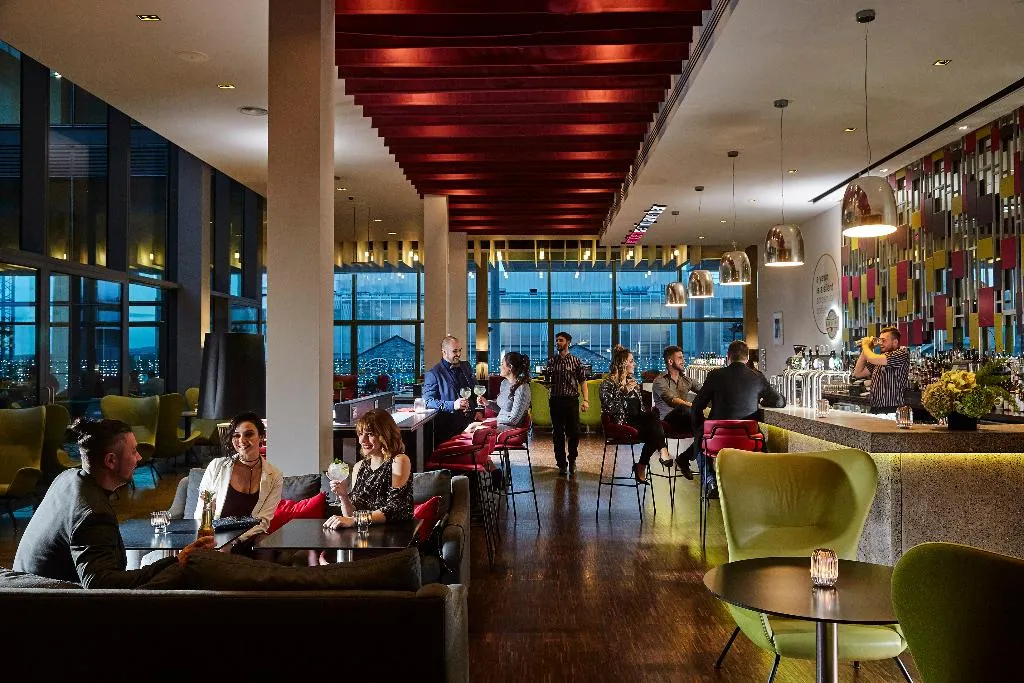 Bar, The Gibson, Dublin
