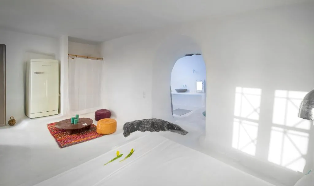 DOUBLE SUPERIOR Room, Sophia Luxury Suites, Santorini
