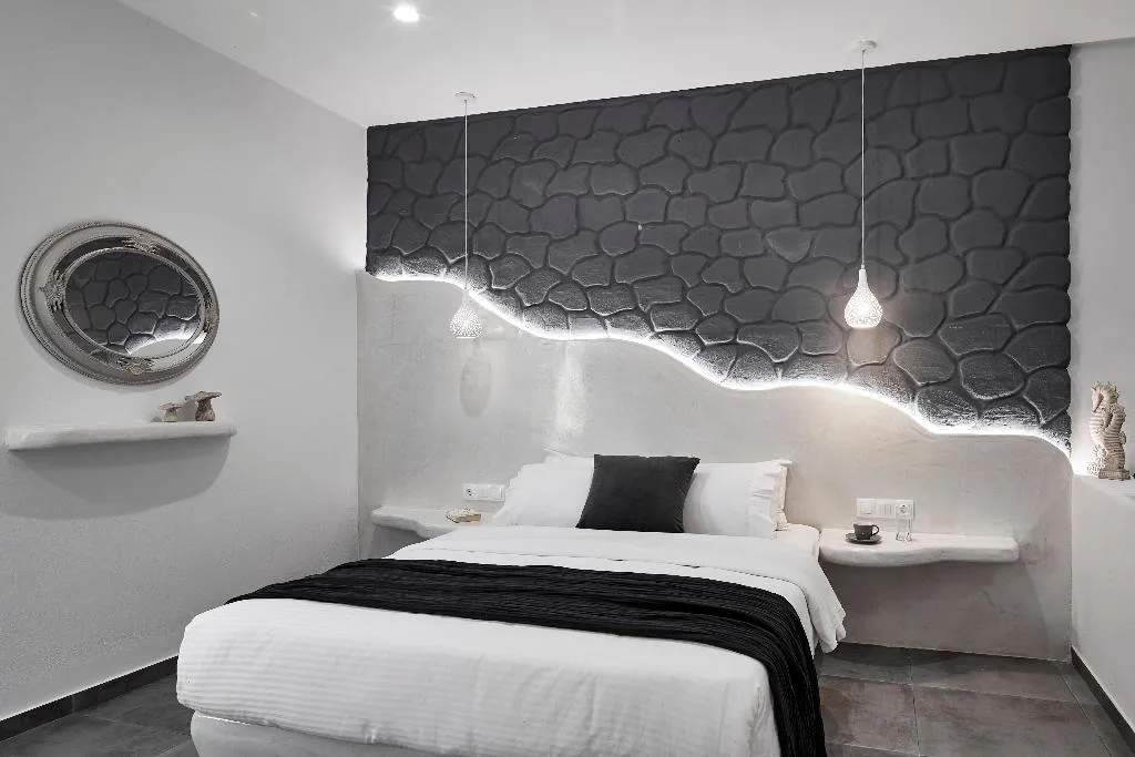 SUITE HONEYMOON Room, Golden East, Santorini