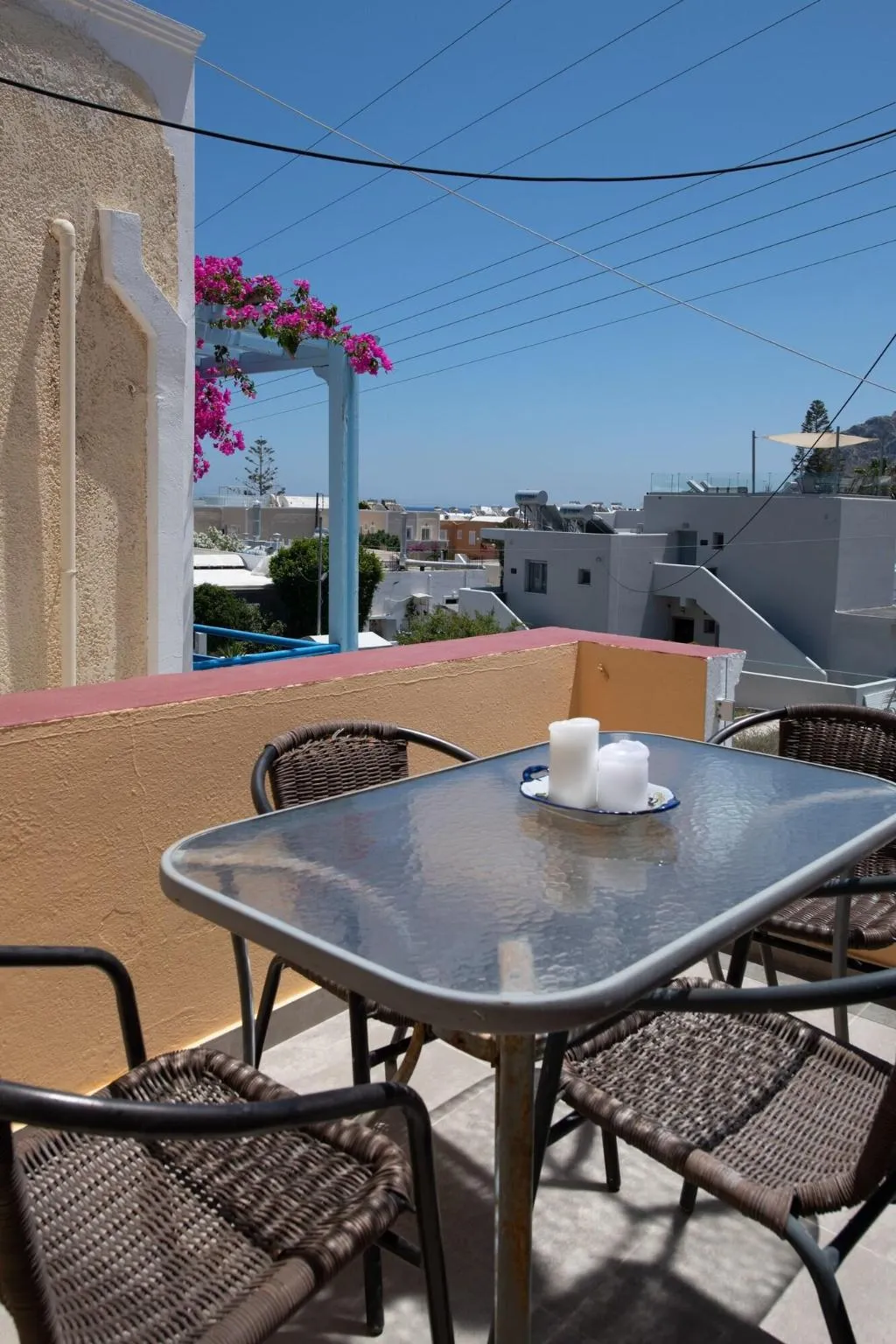 Room, Orfeas Apartments, Santorini