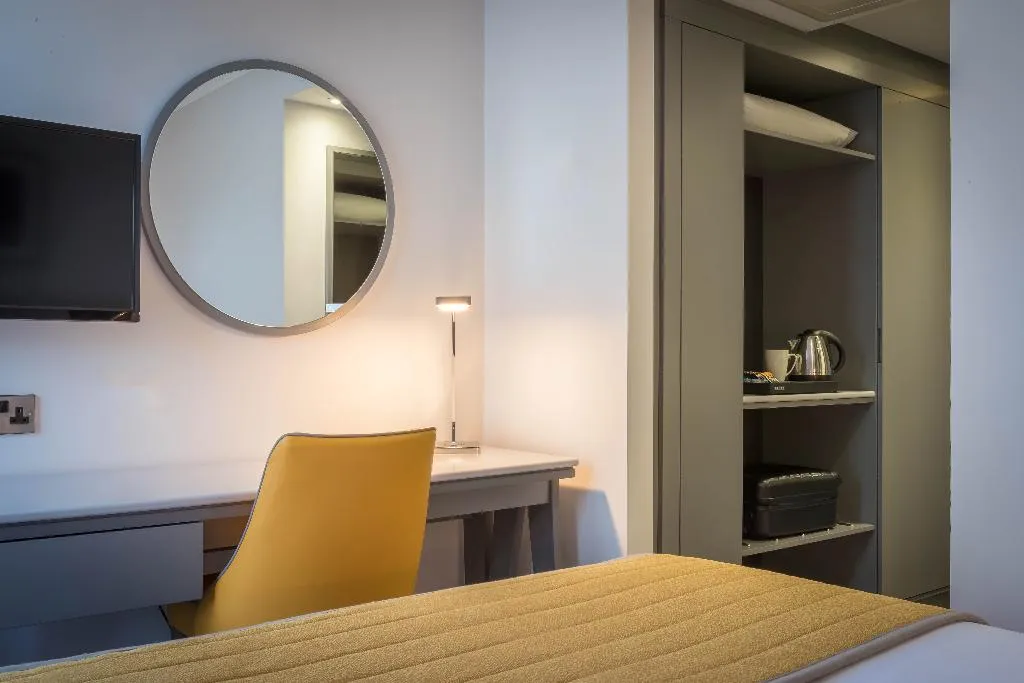 SINGLE STANDARD Room, Maldron Hotel Dublin Airport, Dublin