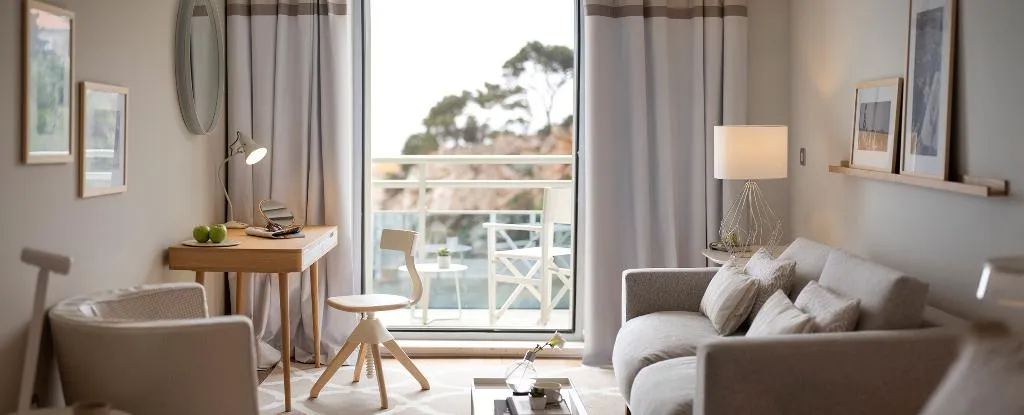 DOUBLE DELUXE SEA VIEW WITH BALCONY Room, Bellevue Dubrovnik, Dubrovnik