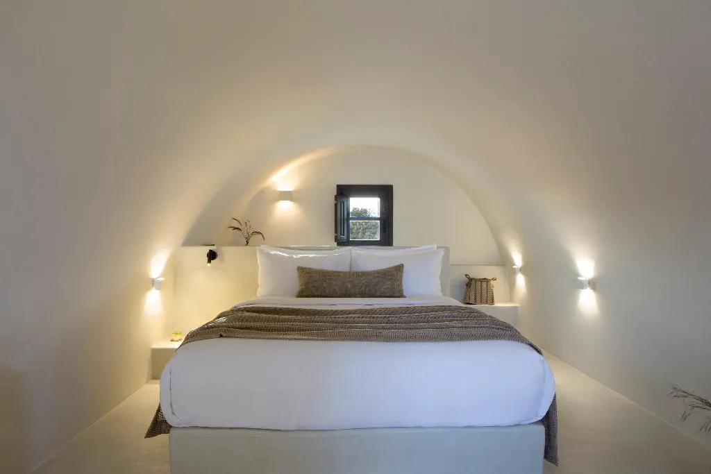 VILLA EXECUTIVE THREE BEDROOMS Room, Elessa Hotel, Santorini
